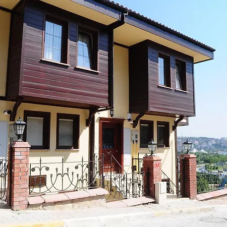 Apartment Mavi Halic *