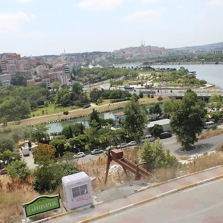 Apartment Mavi Halic