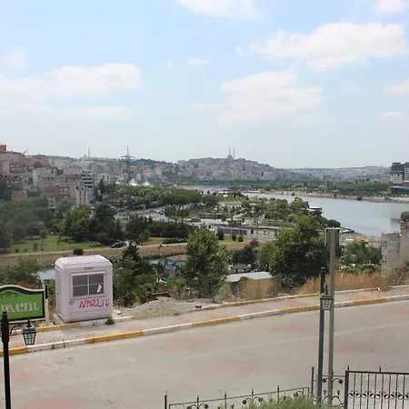 Apartment Mavi Halic *