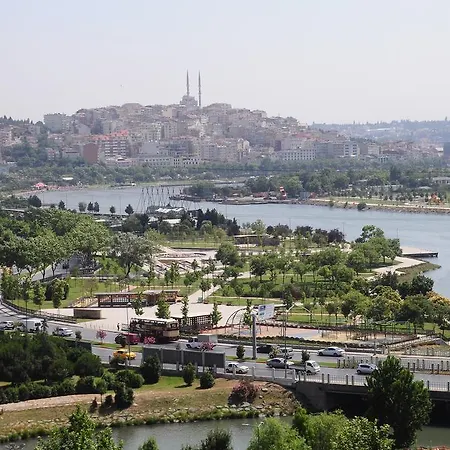 Mavi Halic Istanbul